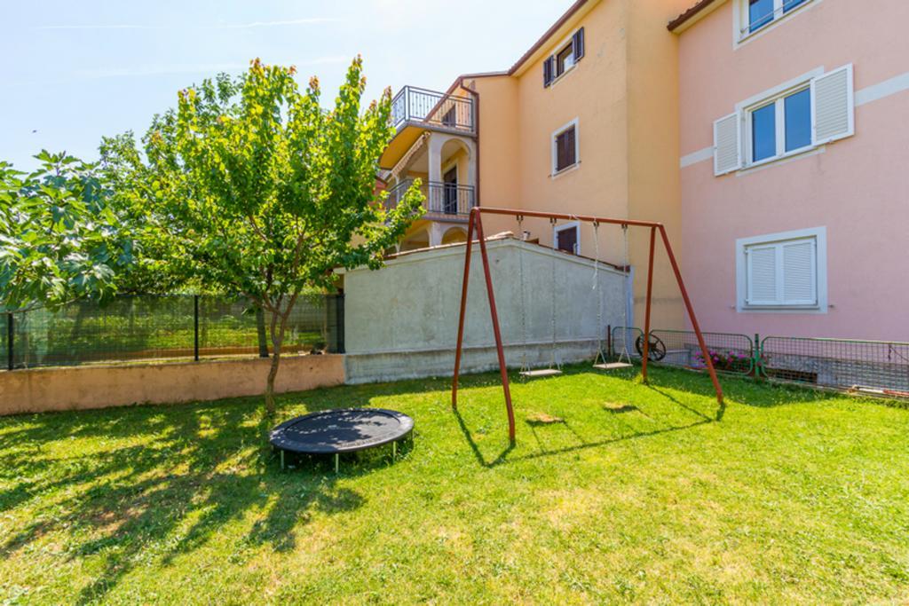 Apartment Mirjana Пула Екстер'єр фото